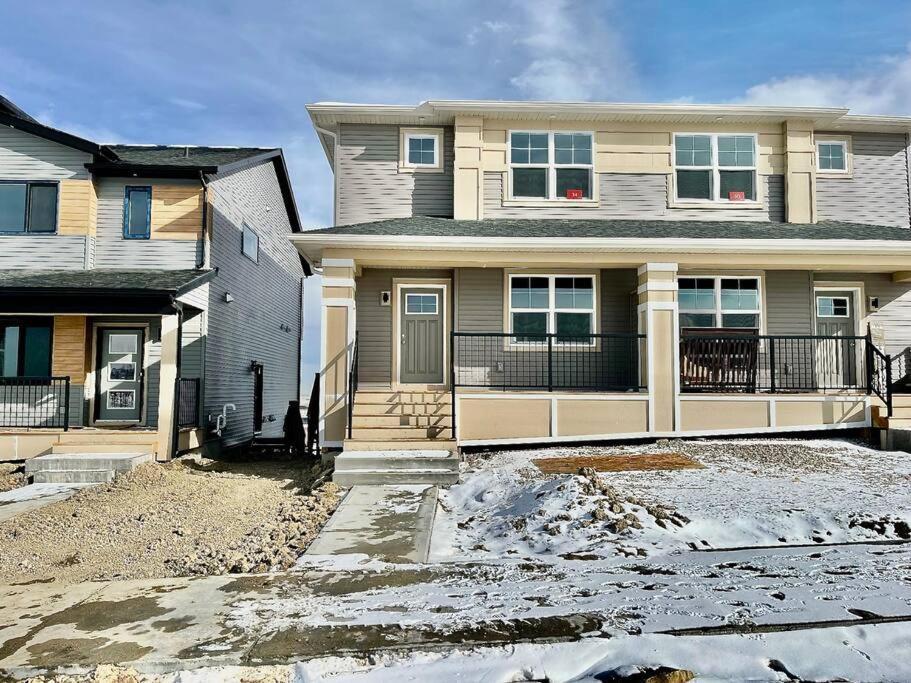 Edith Green Duplex YYC 외부 사진