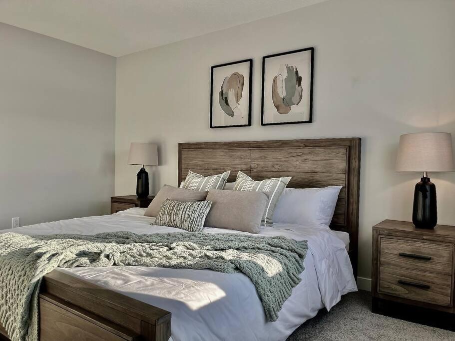 Edith Green Duplex YYC 외부 사진